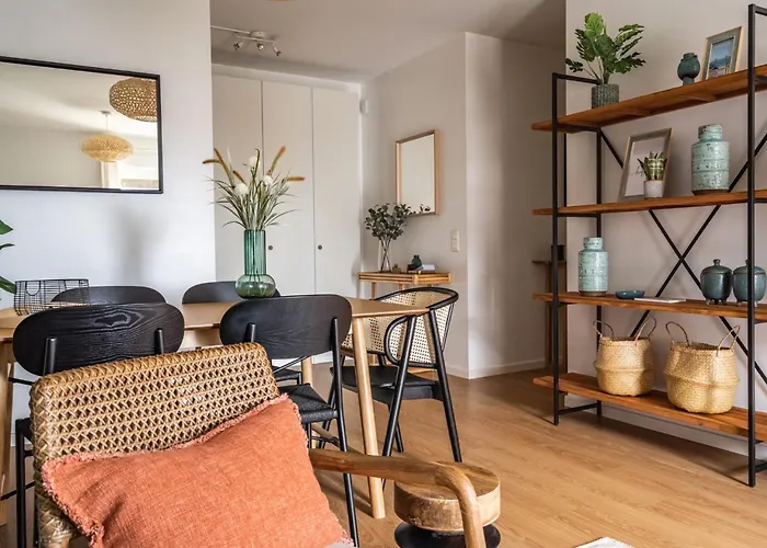 Akicity Entrecampos Elderberry Apartment *